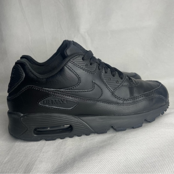 Nike Air Max 90 LTR Kids Sneakers Size 5Y Triple Black 833412-001 - Picture 5 of 15